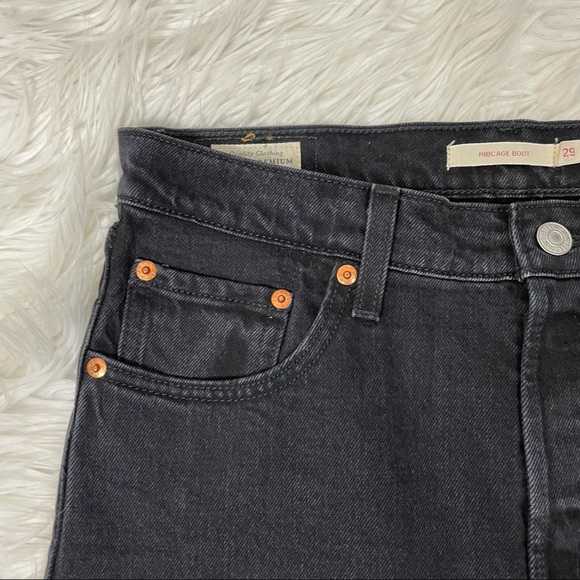 levis ribcage bootcut jeans